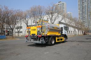 HGY5166GLQD6型智能沥青洒布车